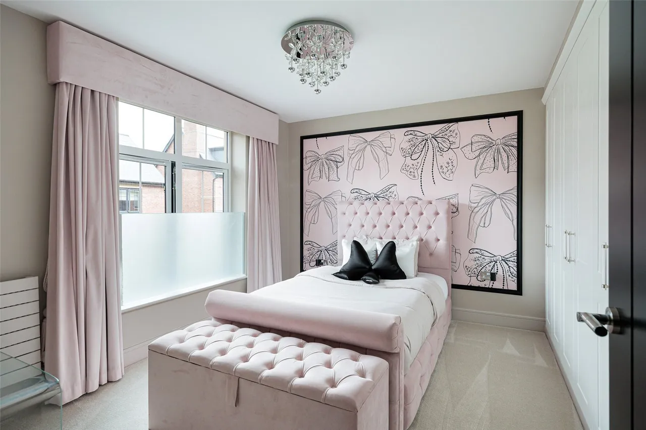 Pitfield Way, Alderley Park, SK10, photo 15