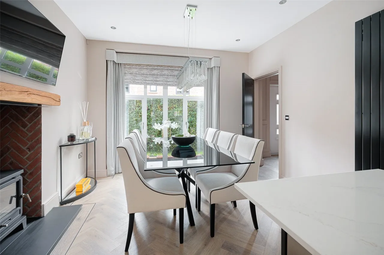 Pitfield Way, Alderley Park, SK10, photo 8