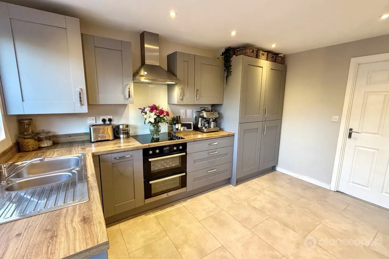 Caesar Drive, Nuneaton, CV11, photo 8