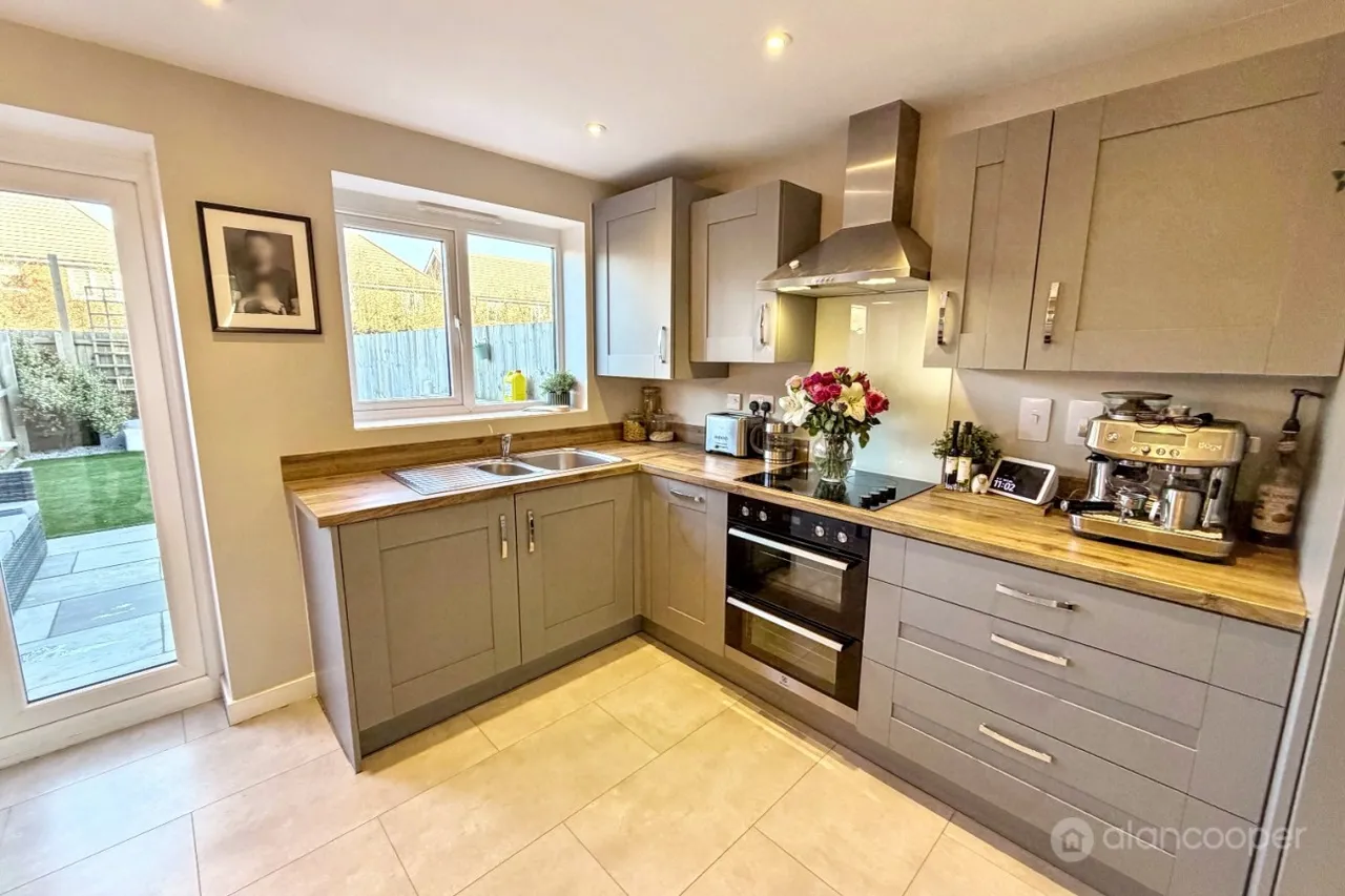 Caesar Drive, Nuneaton, CV11, photo 6