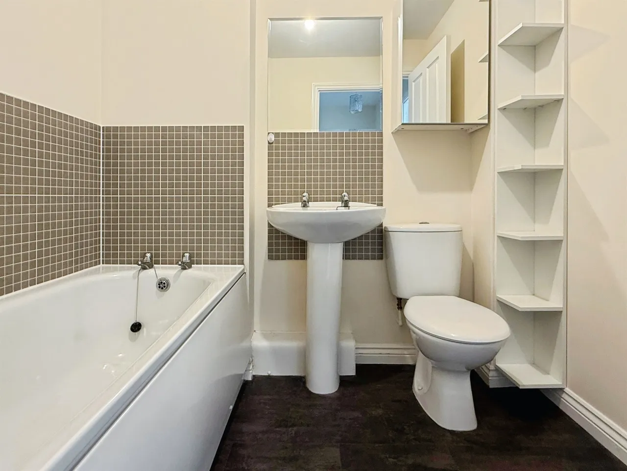 Sterling Way, Upper Cambourne, CB23, photo 9