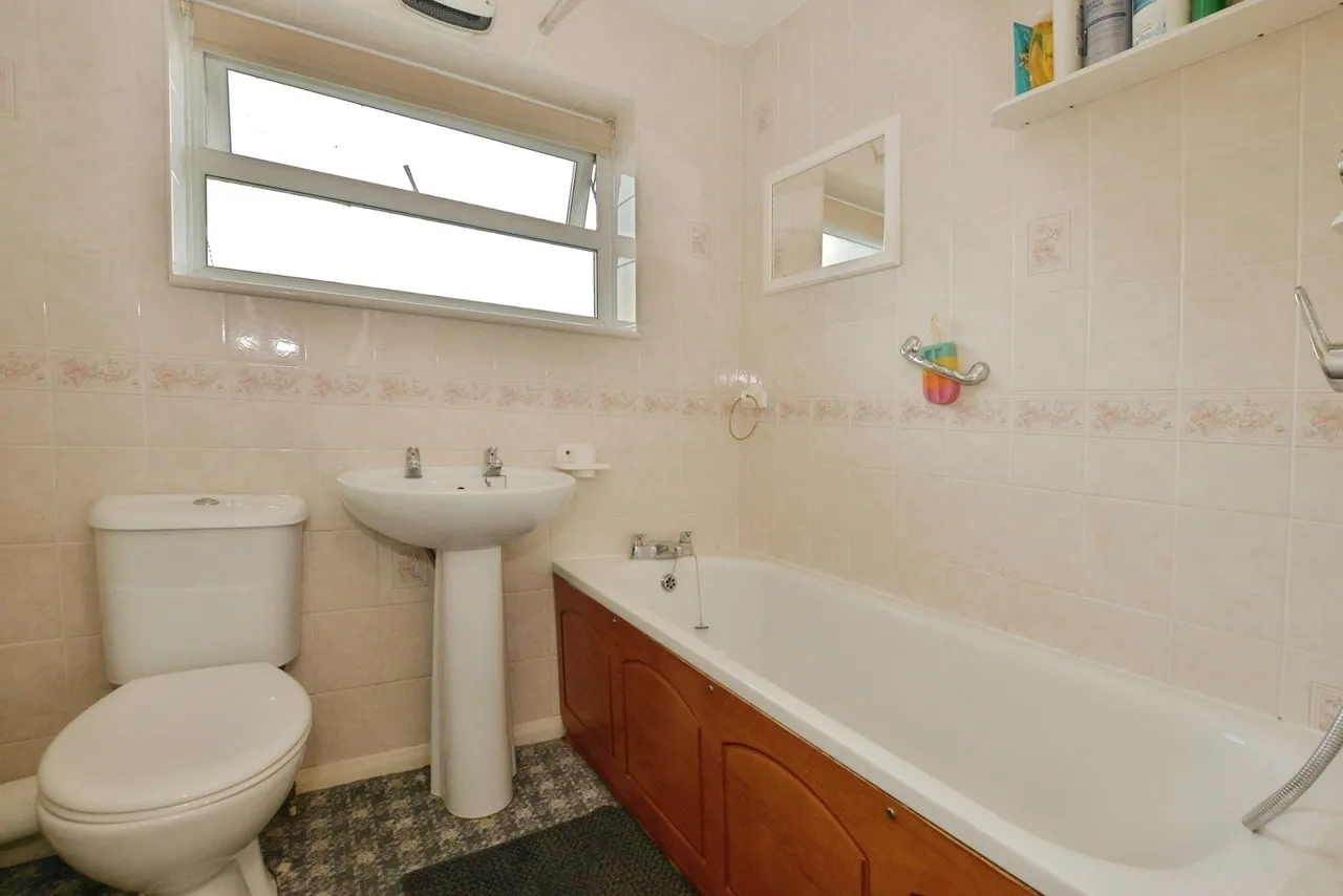 Queens Road, Littlestone, TN28, photo 10