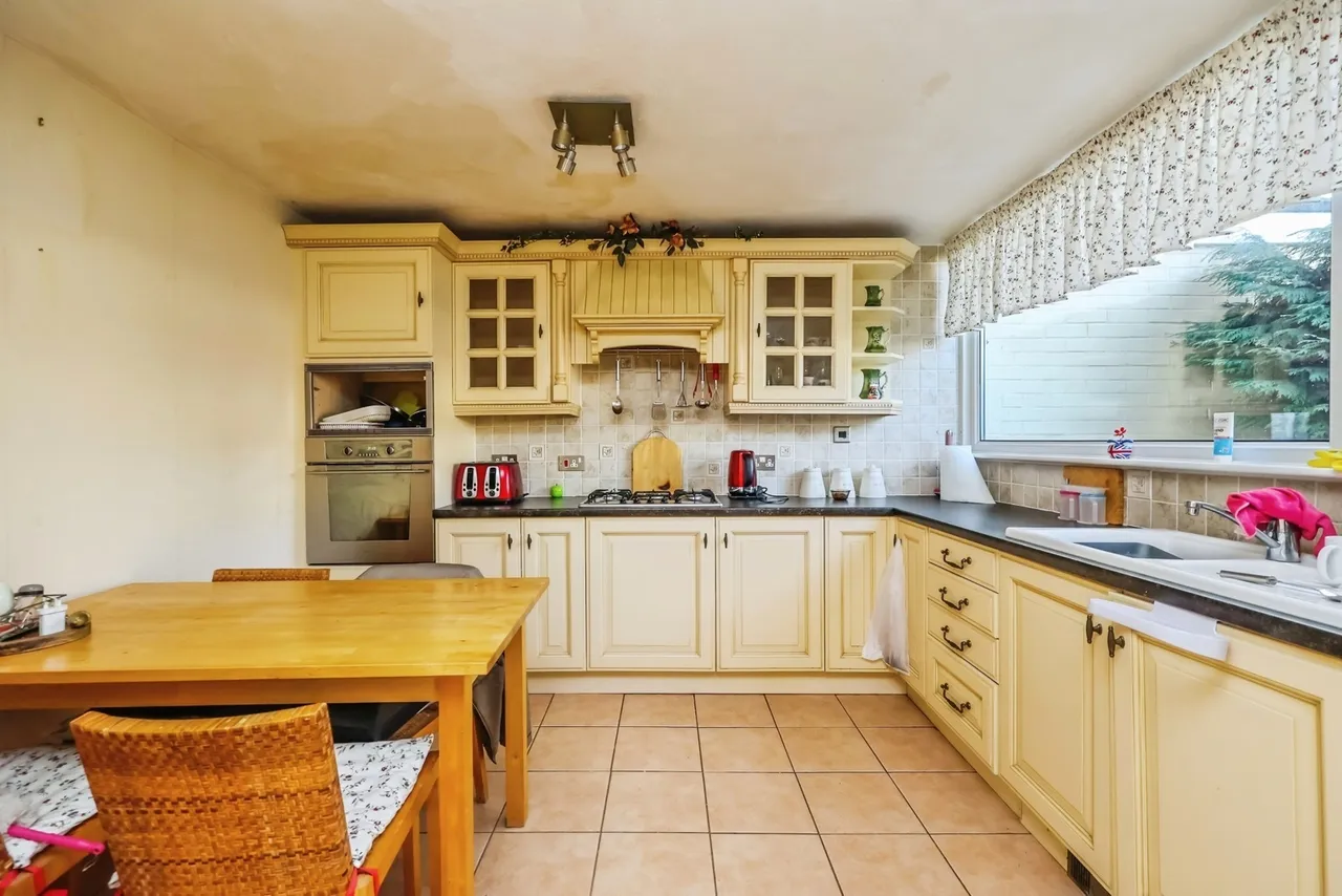 Glenlivet Gardens, Clifton, Nottingham, NG11, photo 7