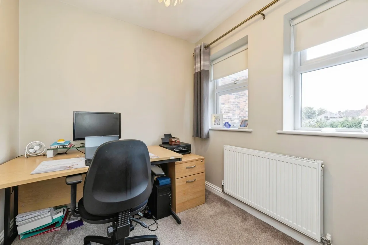 Avebury Drive, Washington, NE38, photo 15