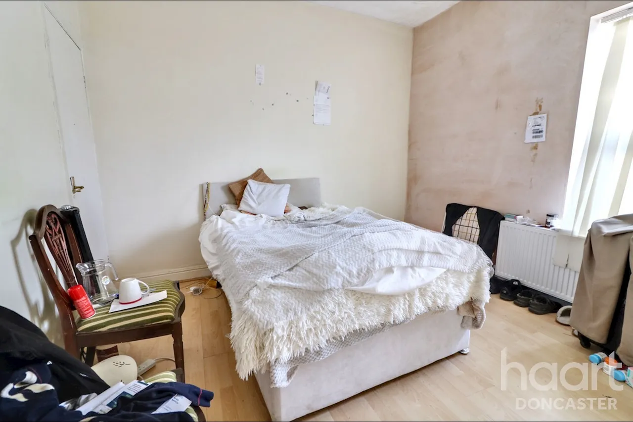 St Johns Road, Balby, DN4, photo 4