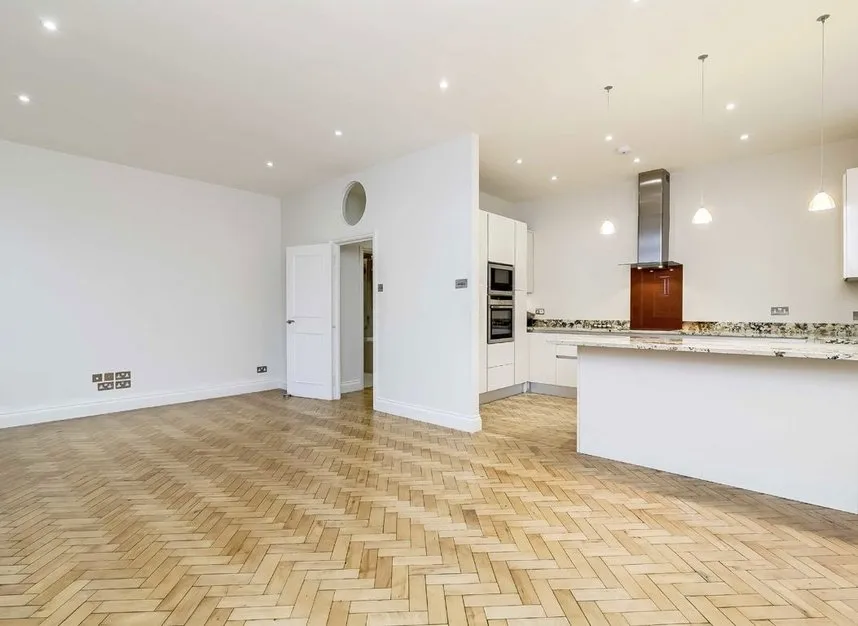 Sutton Court Road, Chiswick, W4, photo 2