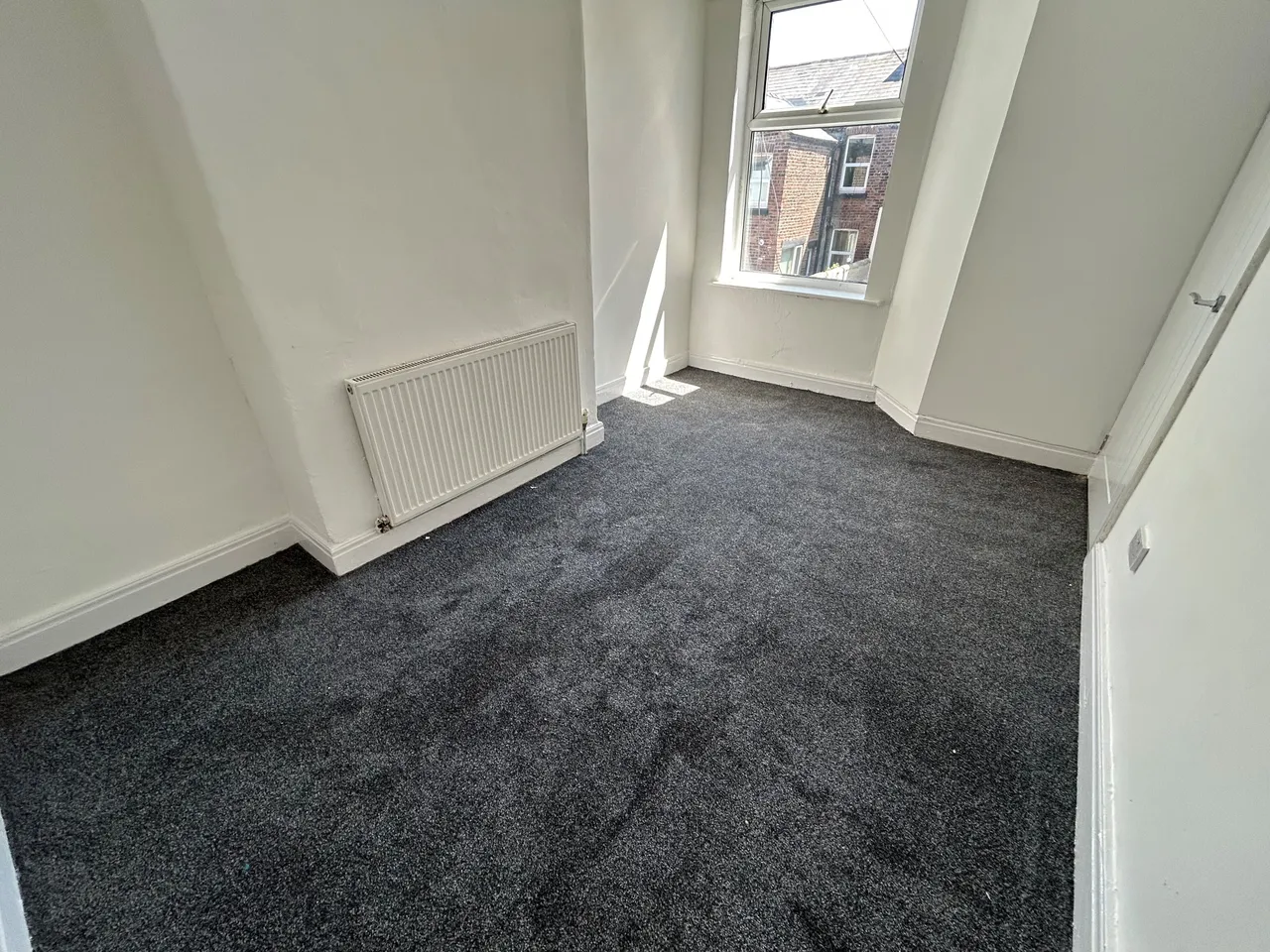Gonville Road, L20, photo 8