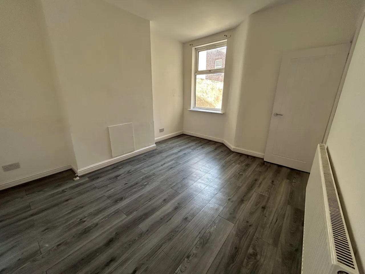 Gonville Road, L20, photo 2