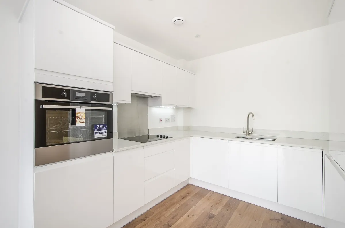 Boundaries Road, London, SW12, photo 2