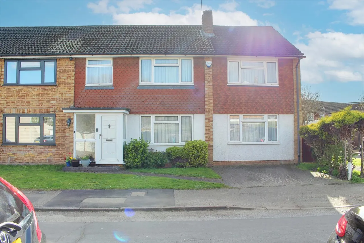Northlands, Potters Bar EN6 5DF, photo 15