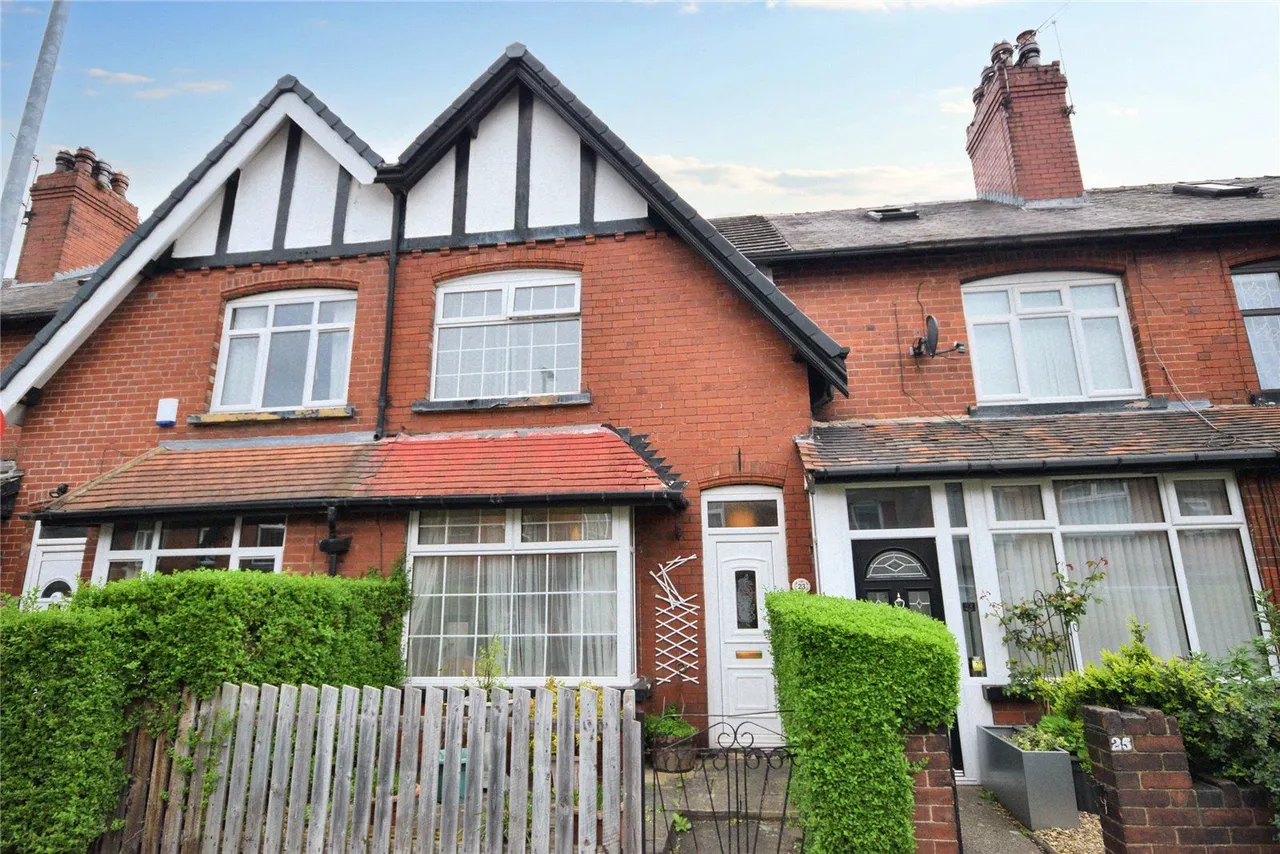 3 bed house to rent, Cross Flatts Row, Leeds, LS11