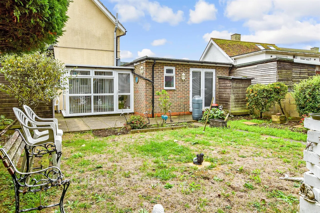 Stanstead Crescent, Woodingdean, BN2, photo 13