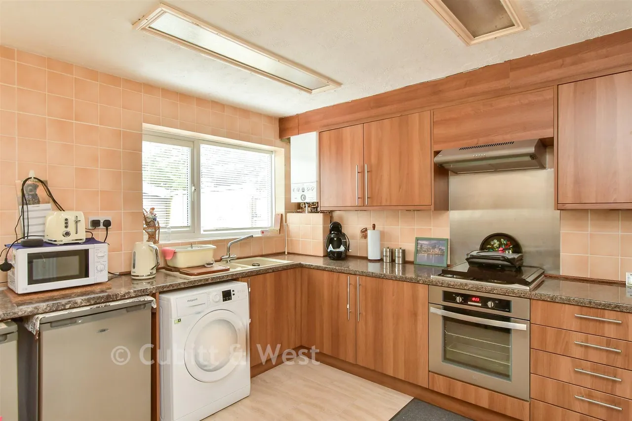 Stanstead Crescent, Woodingdean, BN2, photo 4