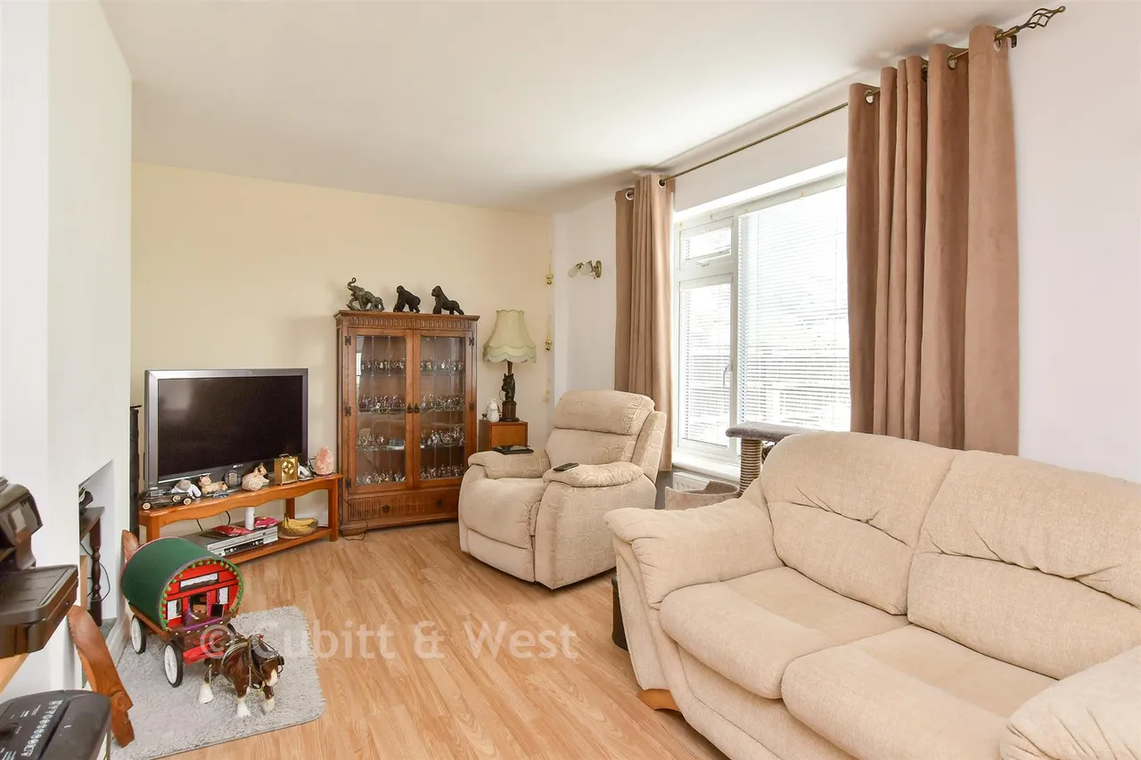 Stanstead Crescent, Woodingdean, BN2, photo 3