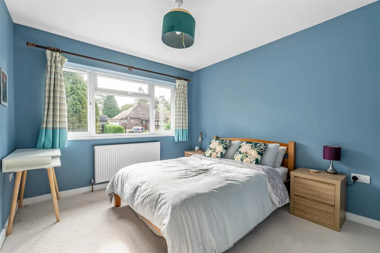 Yarm Close, Leatherhead, KT22, photo 24