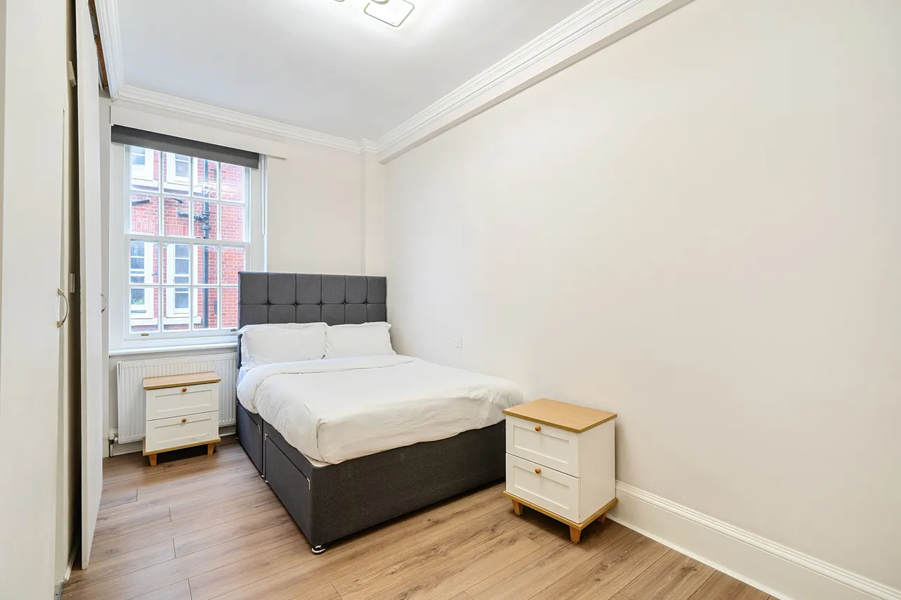 54 St Mary Abbots Court, Warwick Gardens, London, photo 10
