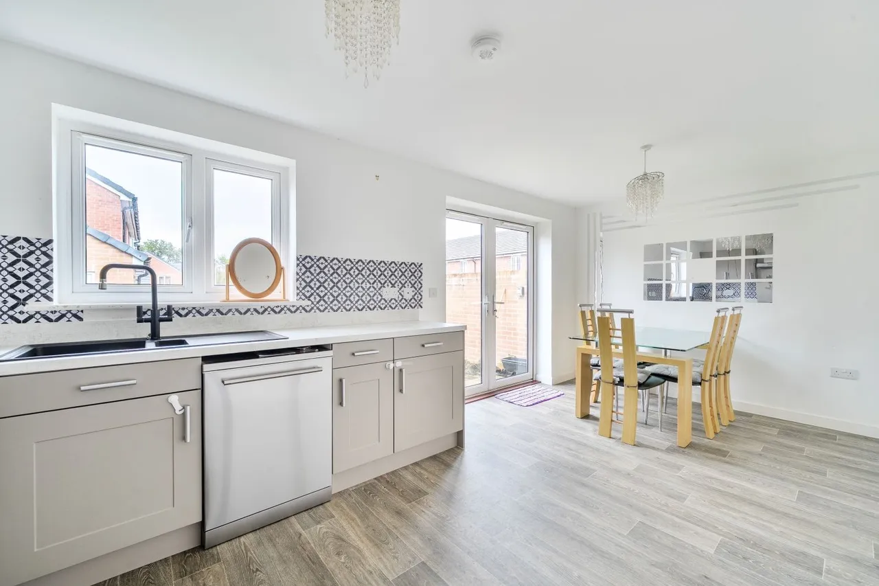 Tawcroft Way, Barnstaple, EX31, photo 6