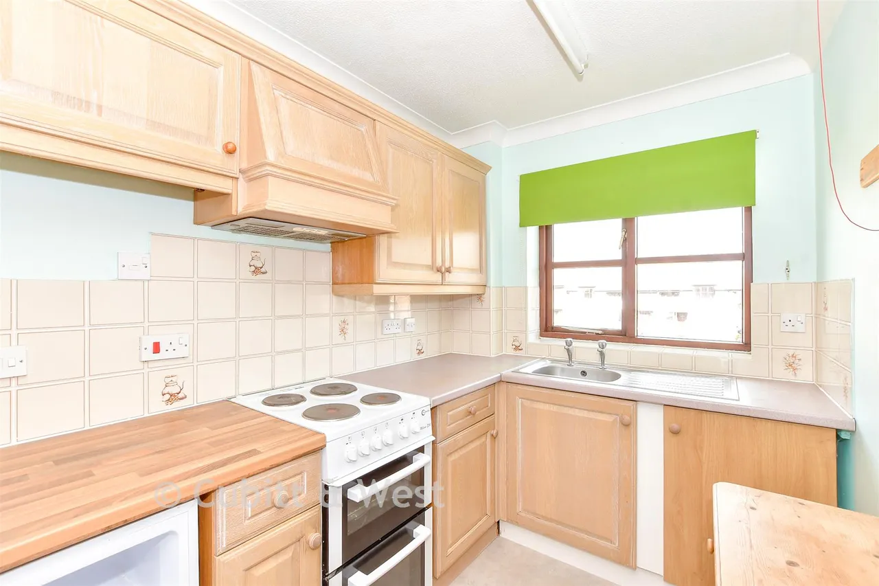 Stein Road, Emsworth, PO10, photo 3