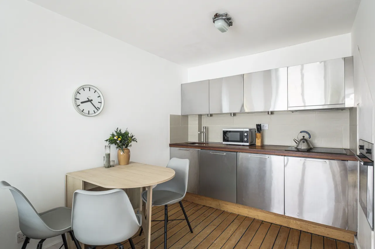 2 bed house for sale, Weymouth Terrace, Hackney, E2