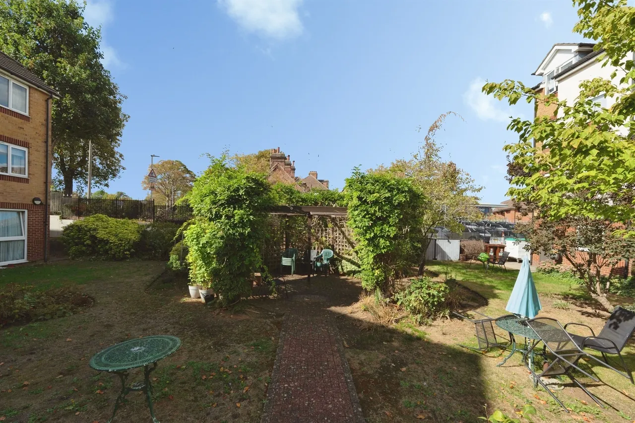 Lower High Street, Watford, WD17, photo 8