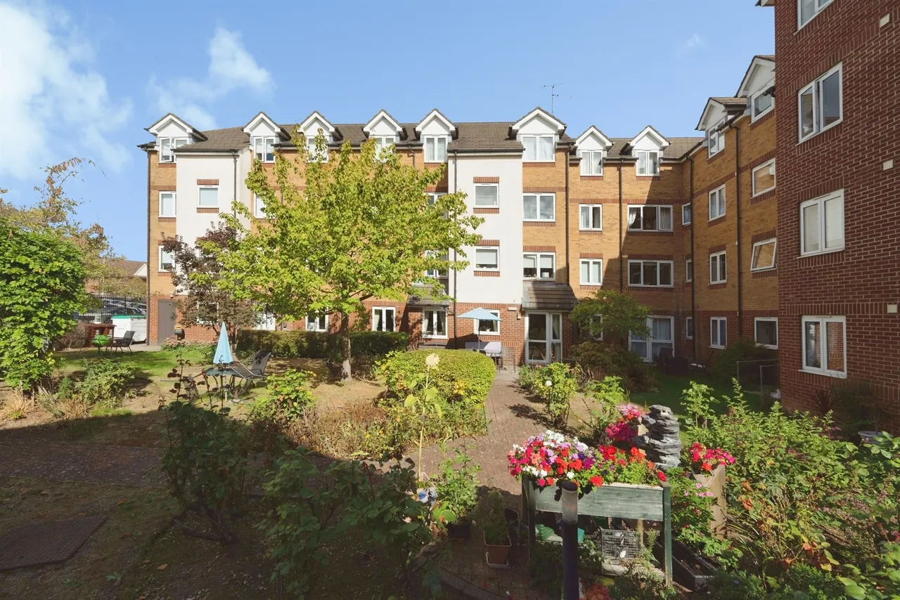 Lower High Street, Watford, WD17, photo 5