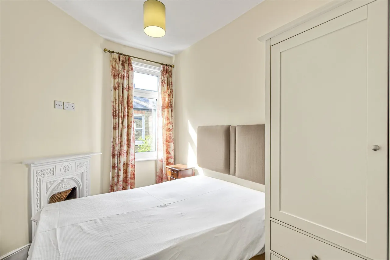 Fulham Palace Road, Fulham, London, SW6, photo 9
