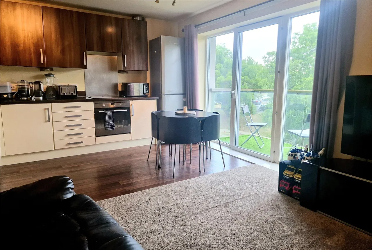Station Lane, Pitsea, SS13, photo 8