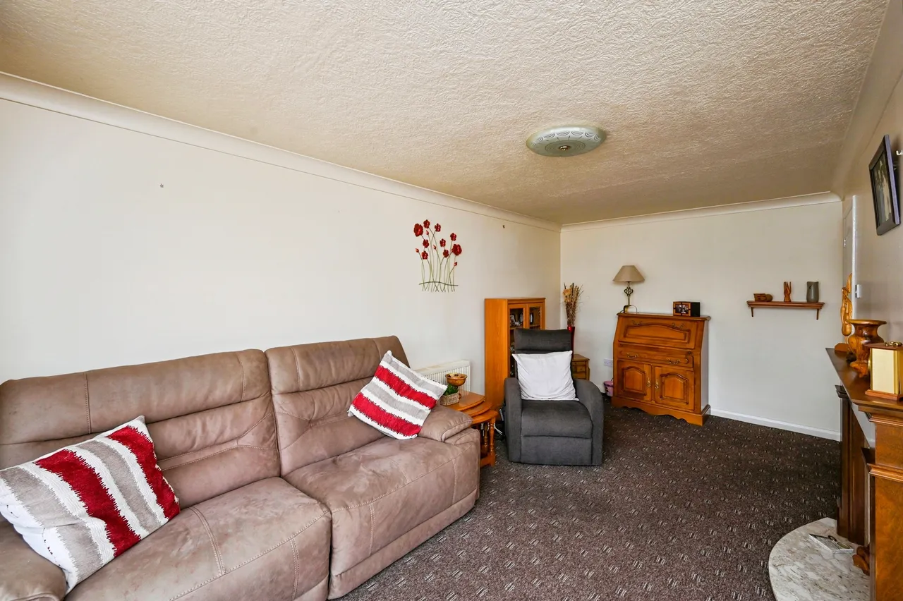 Dundee Drive, Mansfield Woodhouse, photo 6