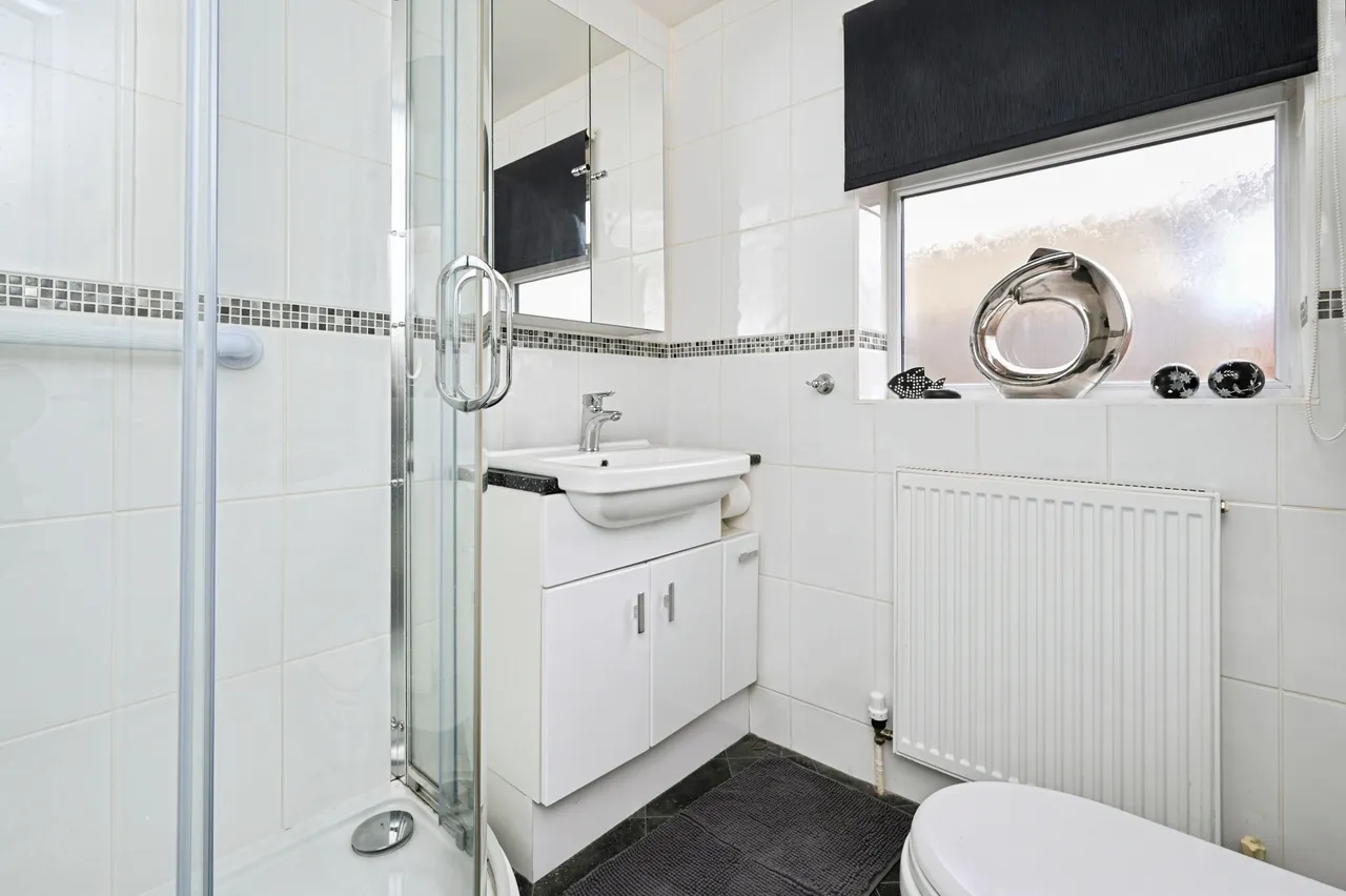 Dundee Drive, Mansfield Woodhouse, photo 12