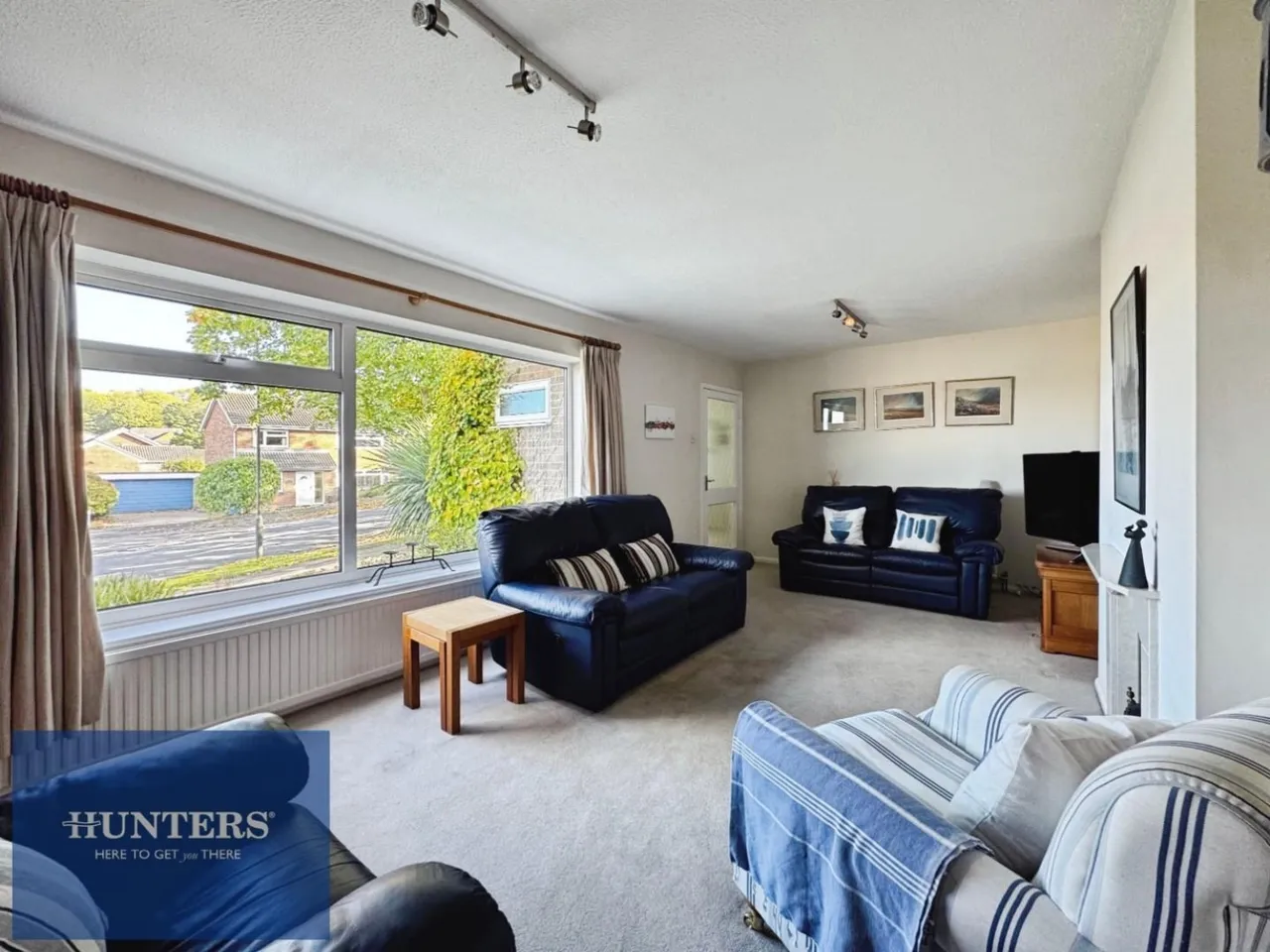 Moorland View Road, Walton, S40, photo 3