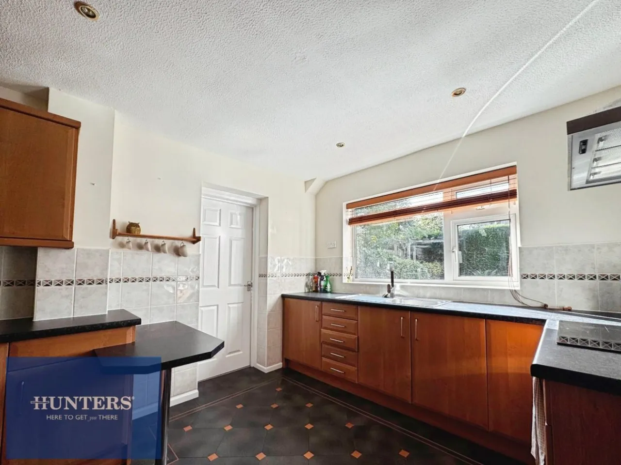 Moorland View Road, Walton, S40, photo 11
