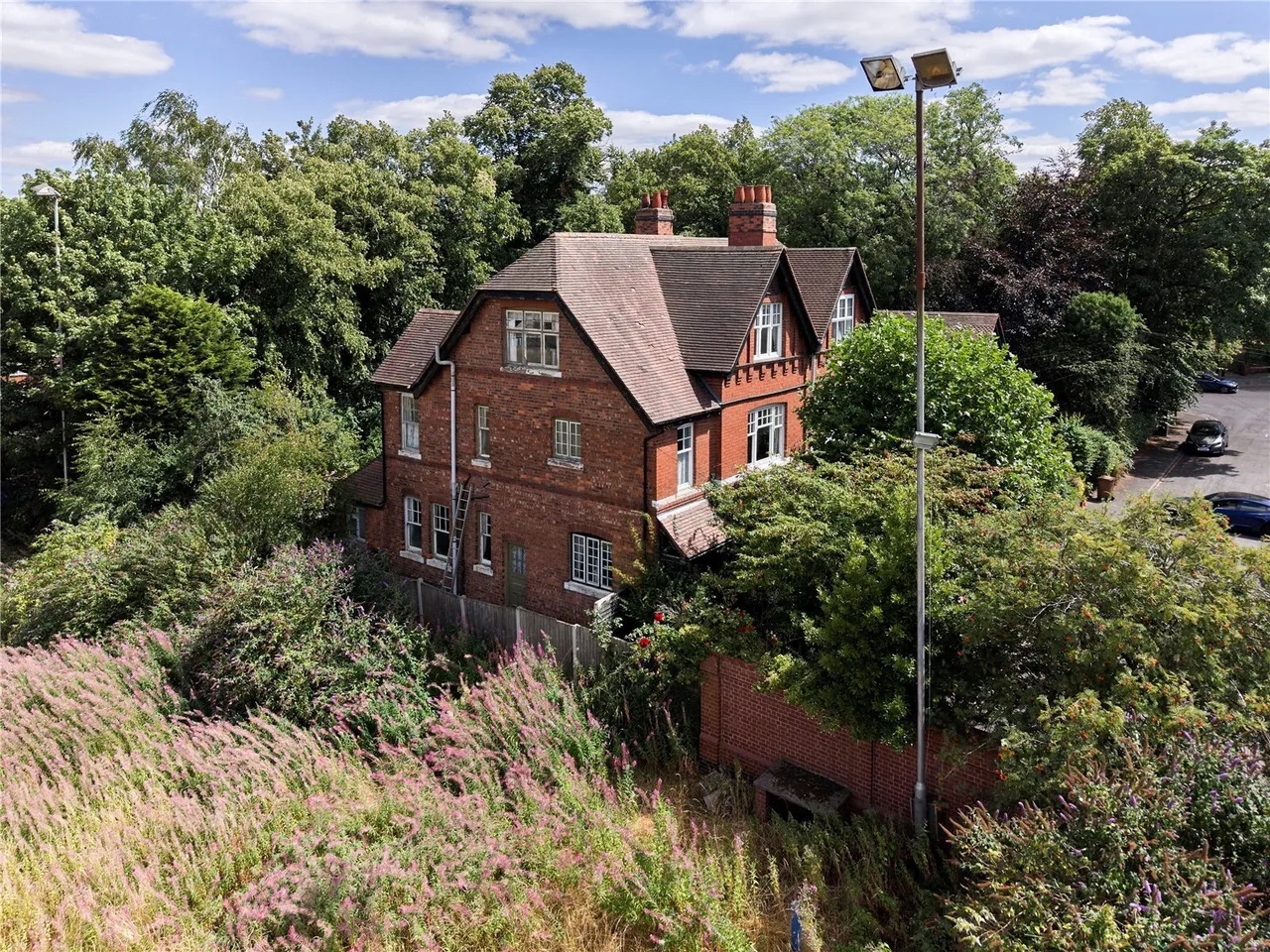 5 bed house for sale — Rectory Avenue, Wednesbury, West Midlands, WS10