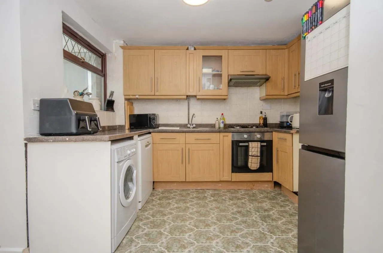 Westerleigh Road, Downend, BS16, photo 6