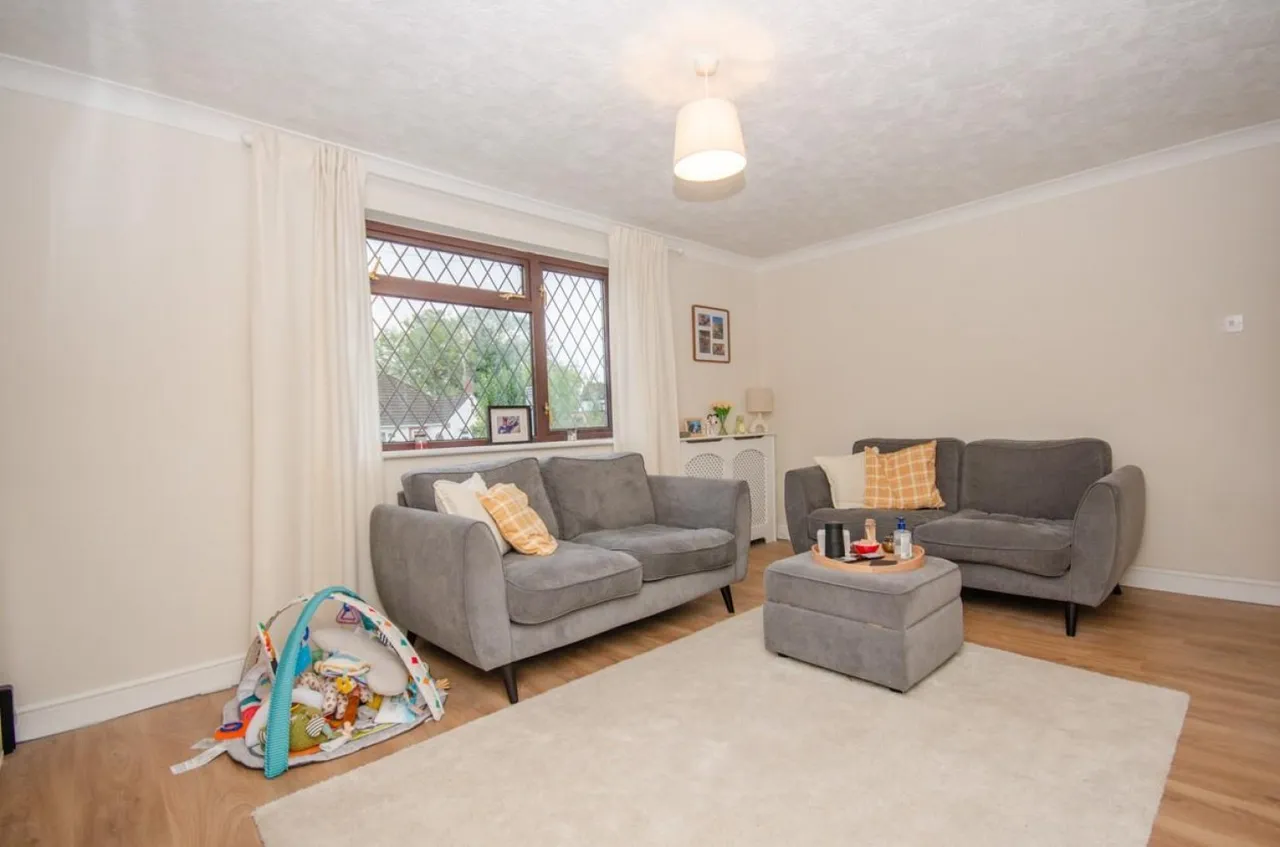Westerleigh Road, Downend, BS16, photo 3