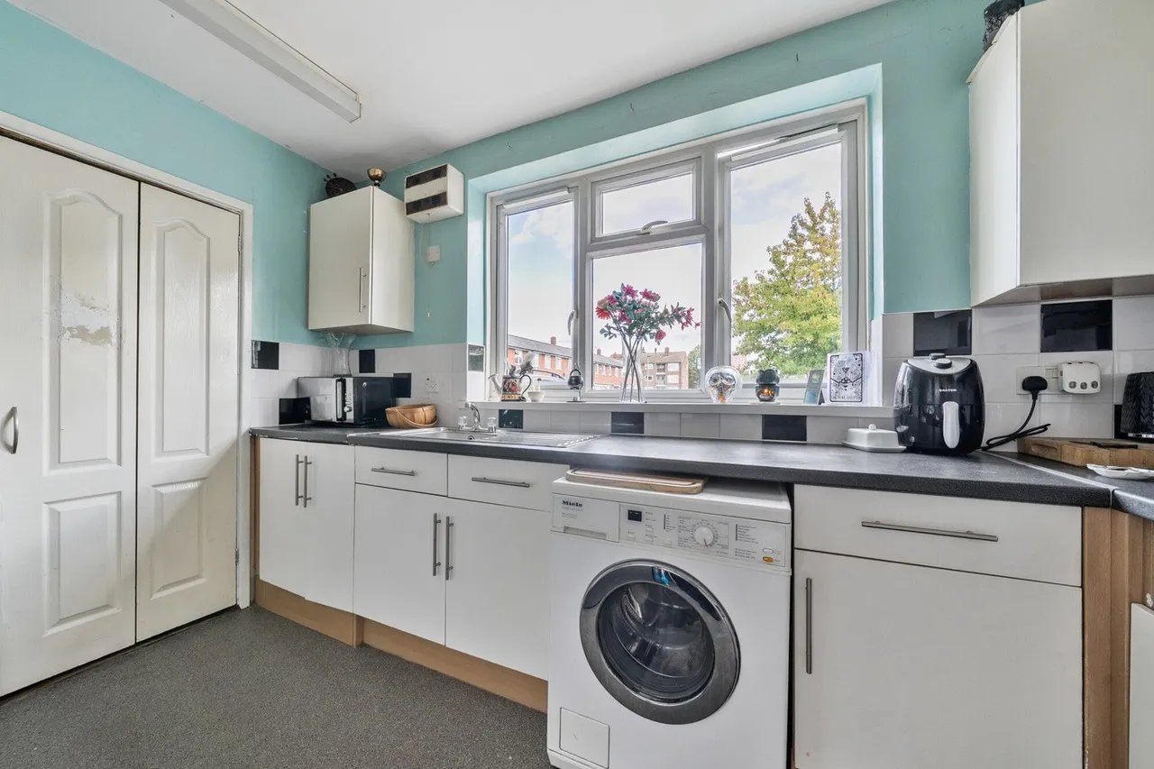 Grovebury Road, SE2, photo 11