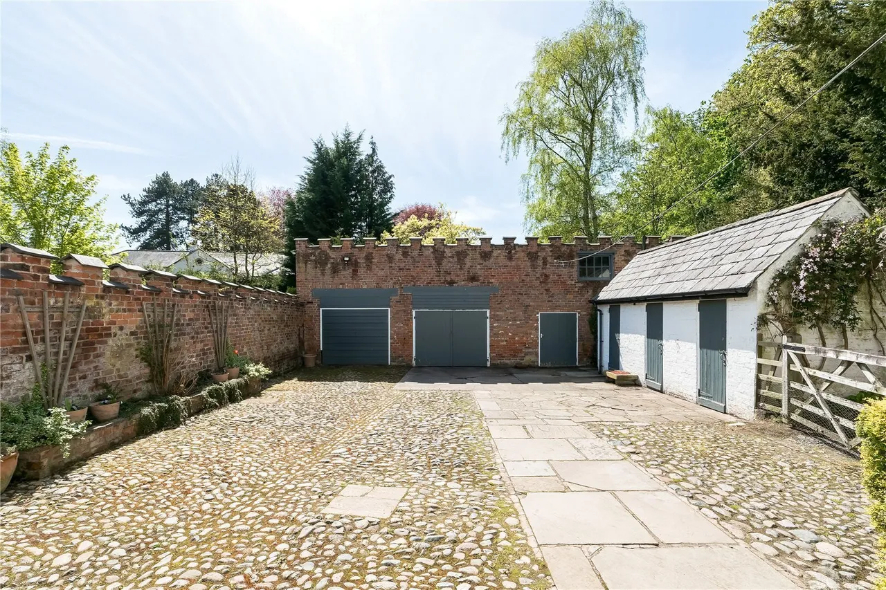 Chelford Road, Knutsford, WA16, photo 19