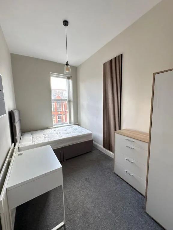 Granville Road, Fallowfield, M14, photo 14