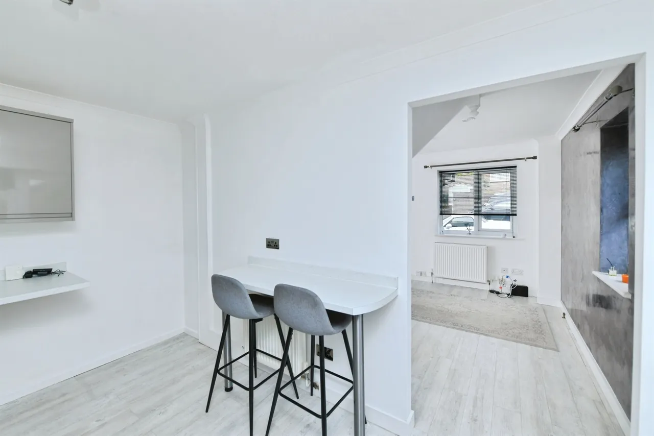 Elder Close, Plympton, PL7, photo 6