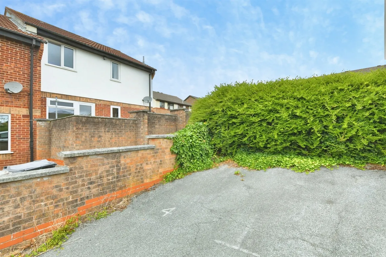 Elder Close, Plympton, PL7, photo 15