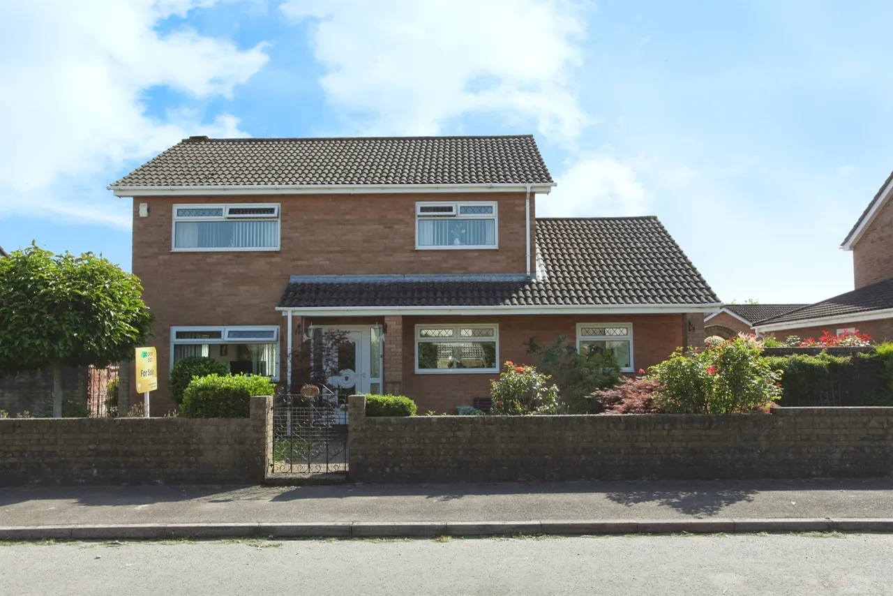 Kirrlach Close, Caldicot, NP26, photo 8