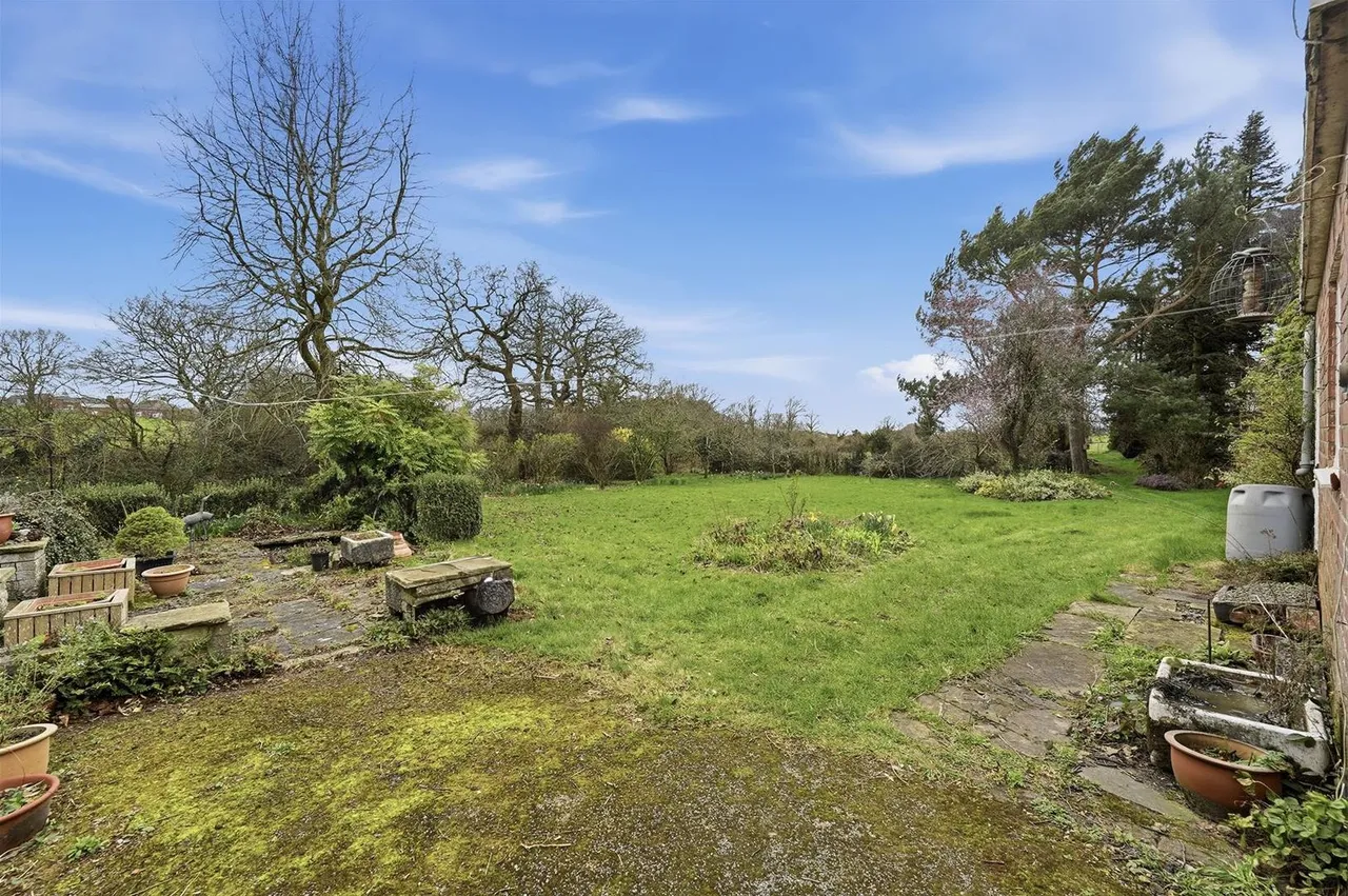 Roundy Lane, Adlington, photo 21
