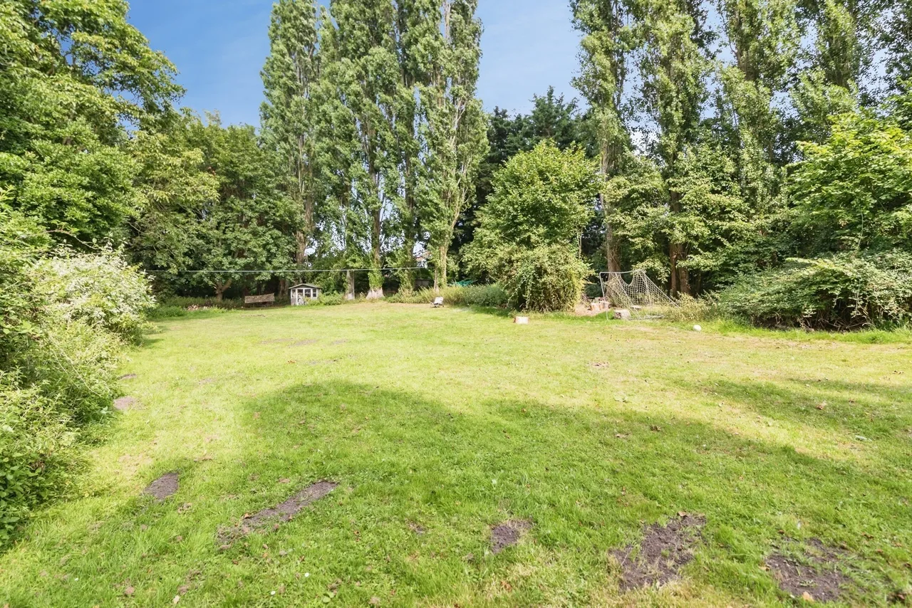 Beccles Road, Thurlton, Norwich, Norfolk, NR14, photo 22