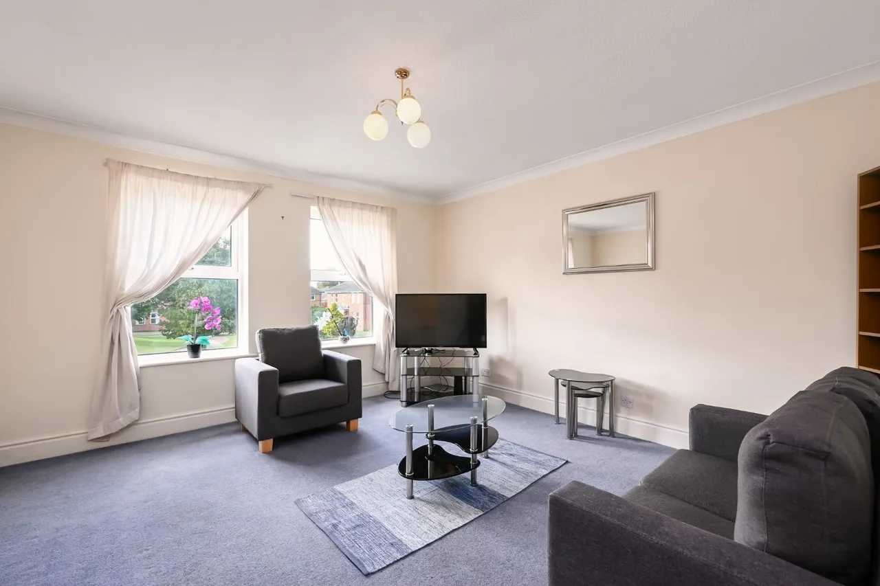 Nicholas Gardens, York, YO10, photo 2