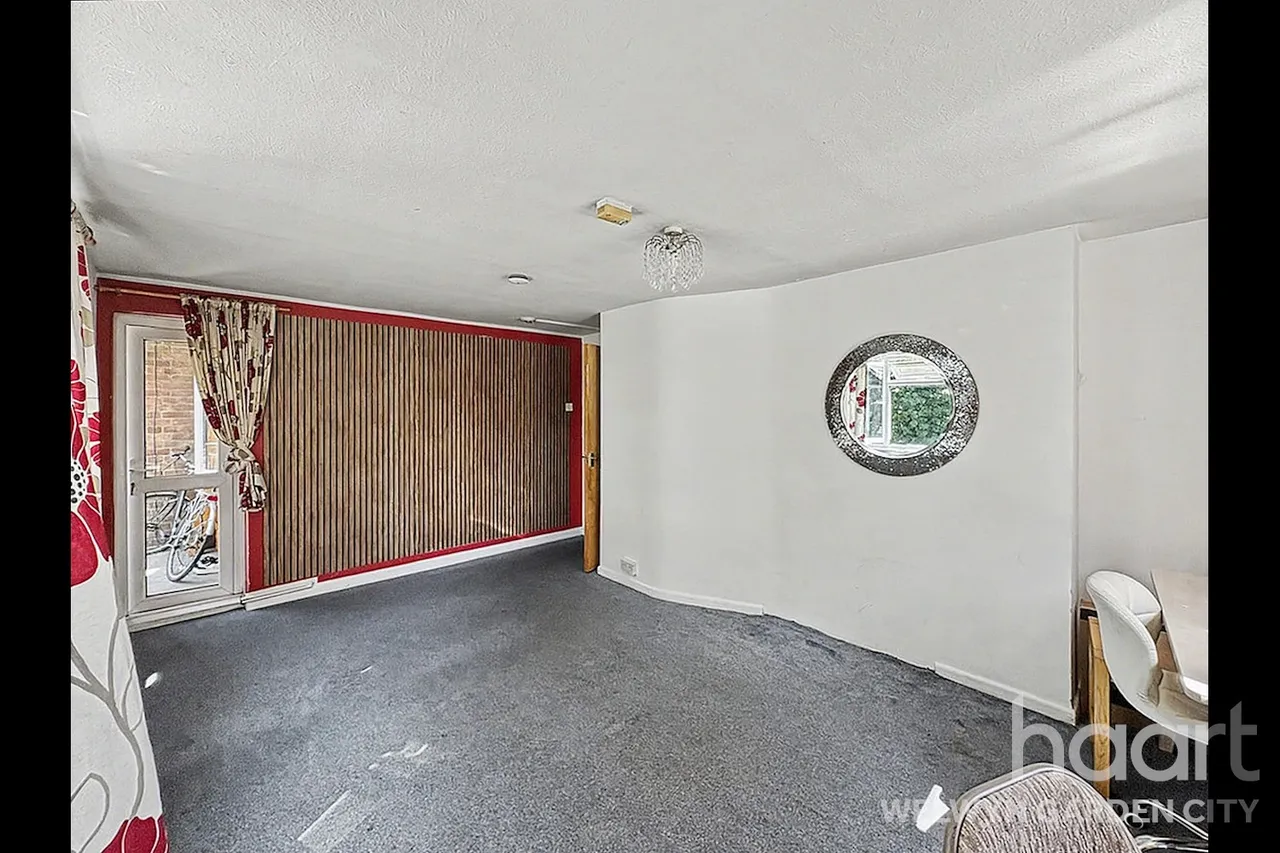 Chelwood Avenue, Hatfield, AL10, photo 2