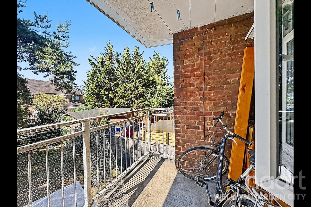 Chelwood Avenue, Hatfield, AL10, photo 10