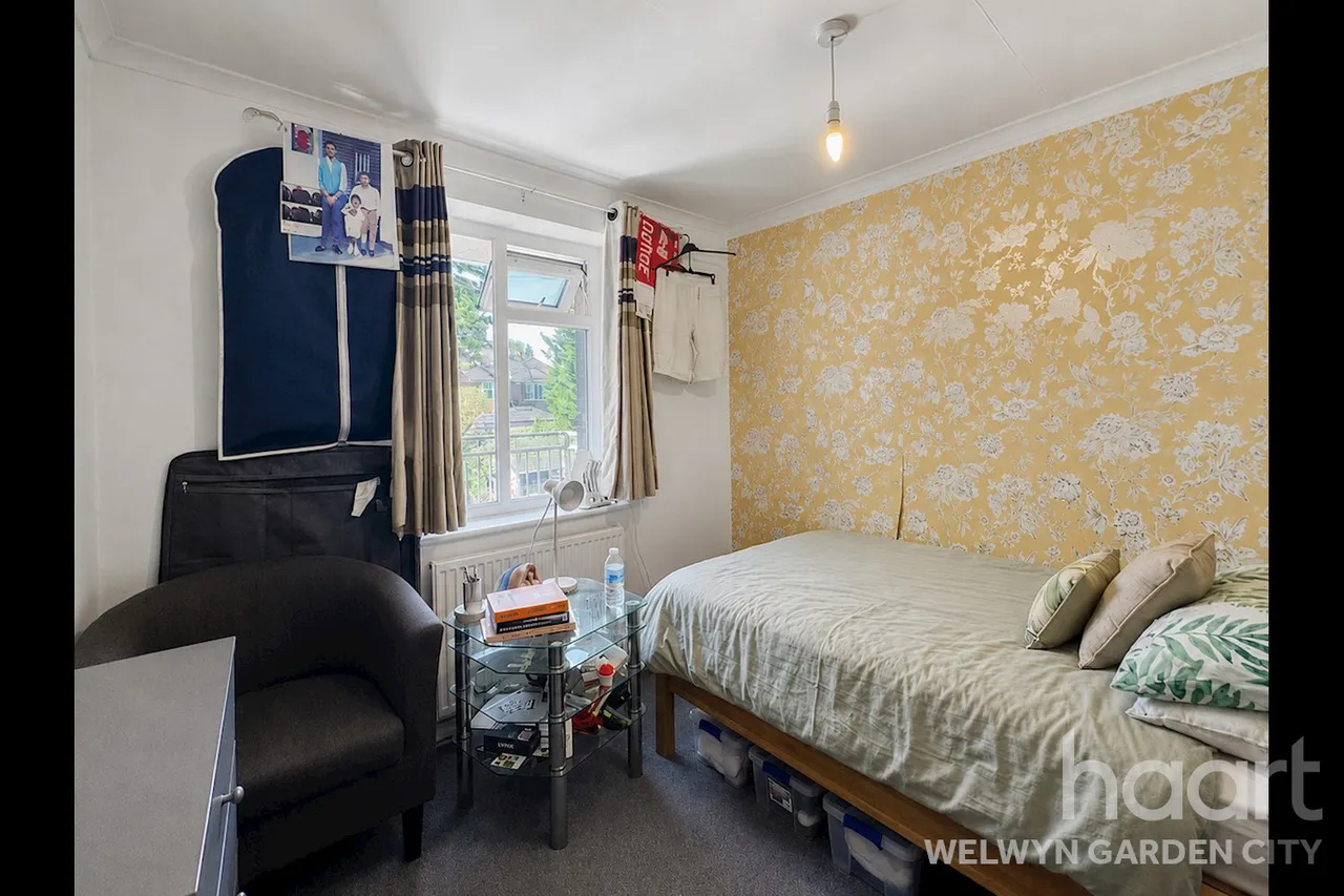 Chelwood Avenue, Hatfield, AL10, photo 9