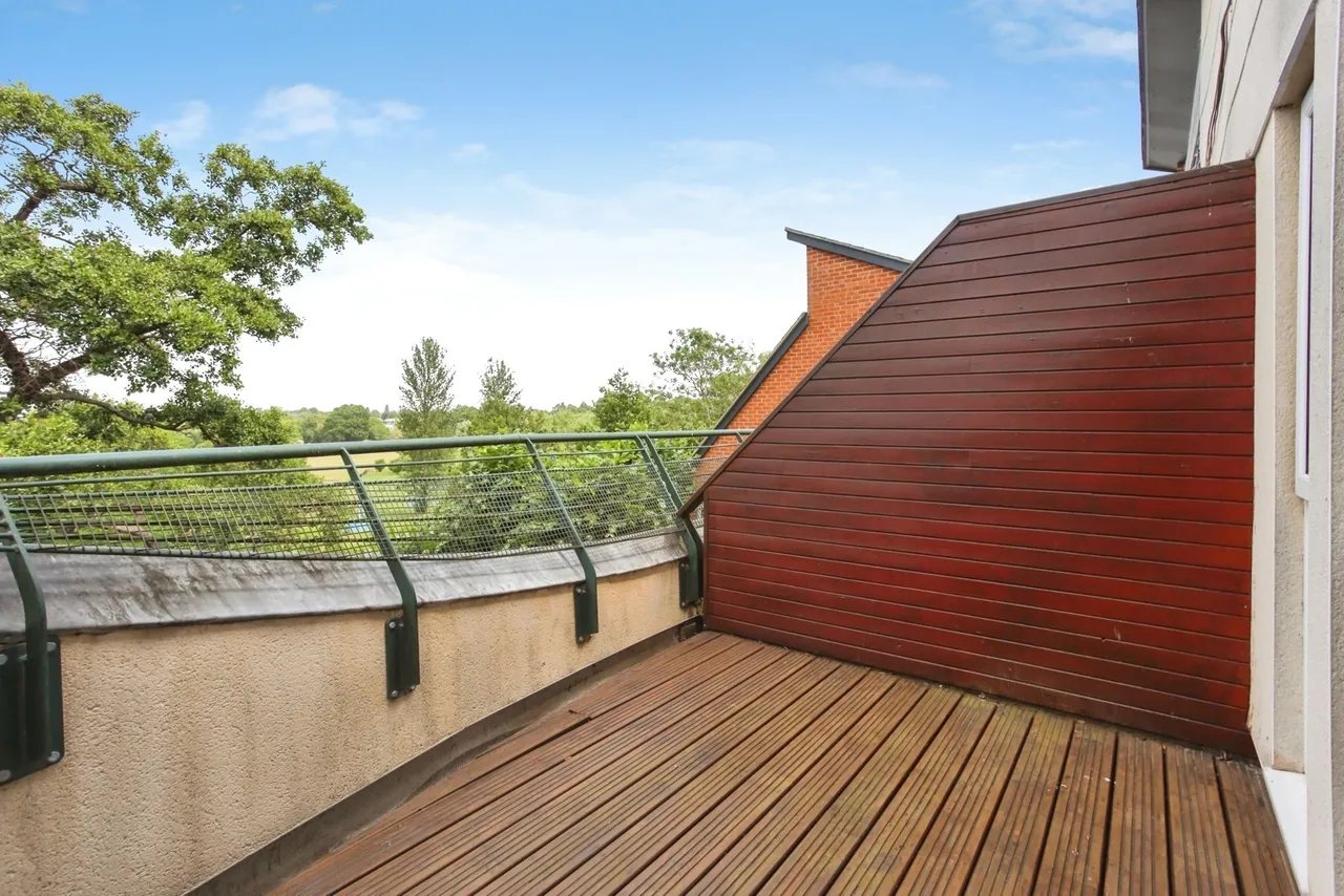 Avebury Avenue, Tonbridge, TN9, photo 5