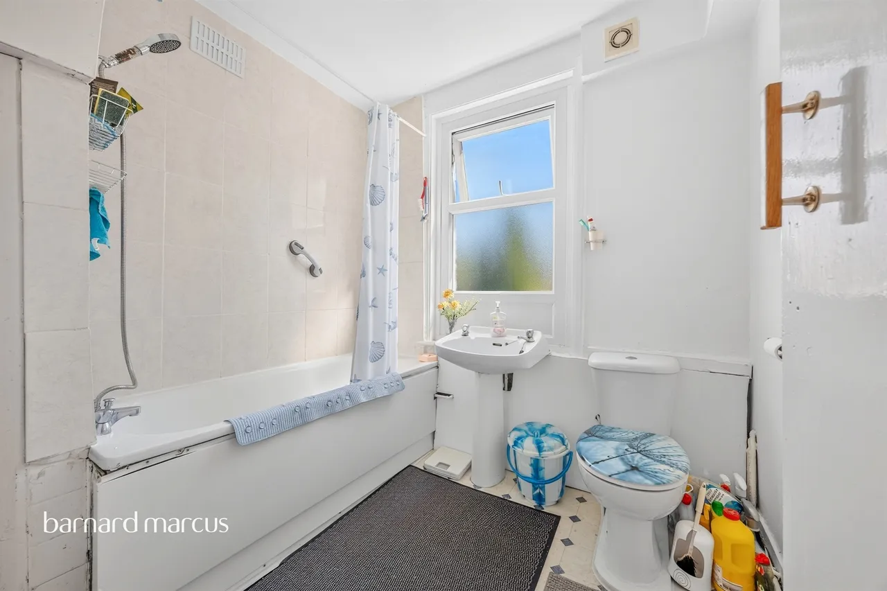 Osborne Road, Thornton Heath, photo 11