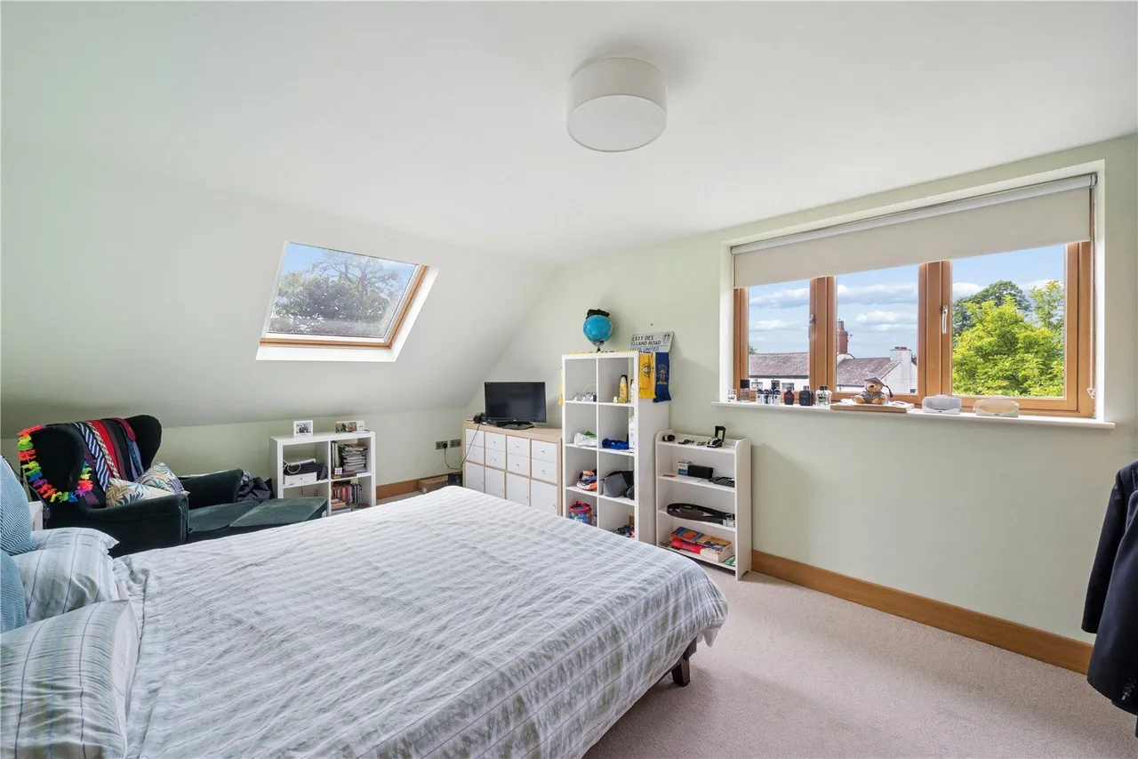 Carleton Road, Pontefract, WF8, photo 24
