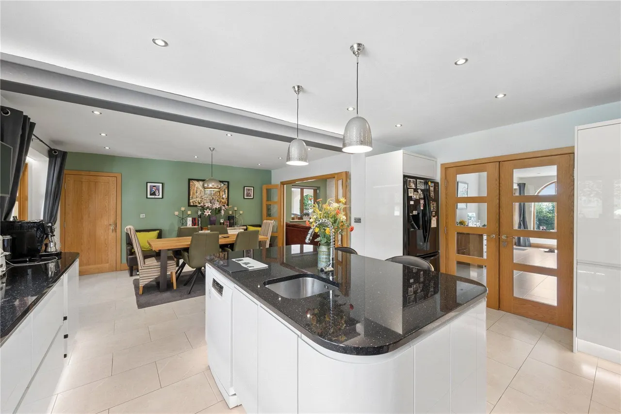 Carleton Road, Pontefract, WF8, photo 8